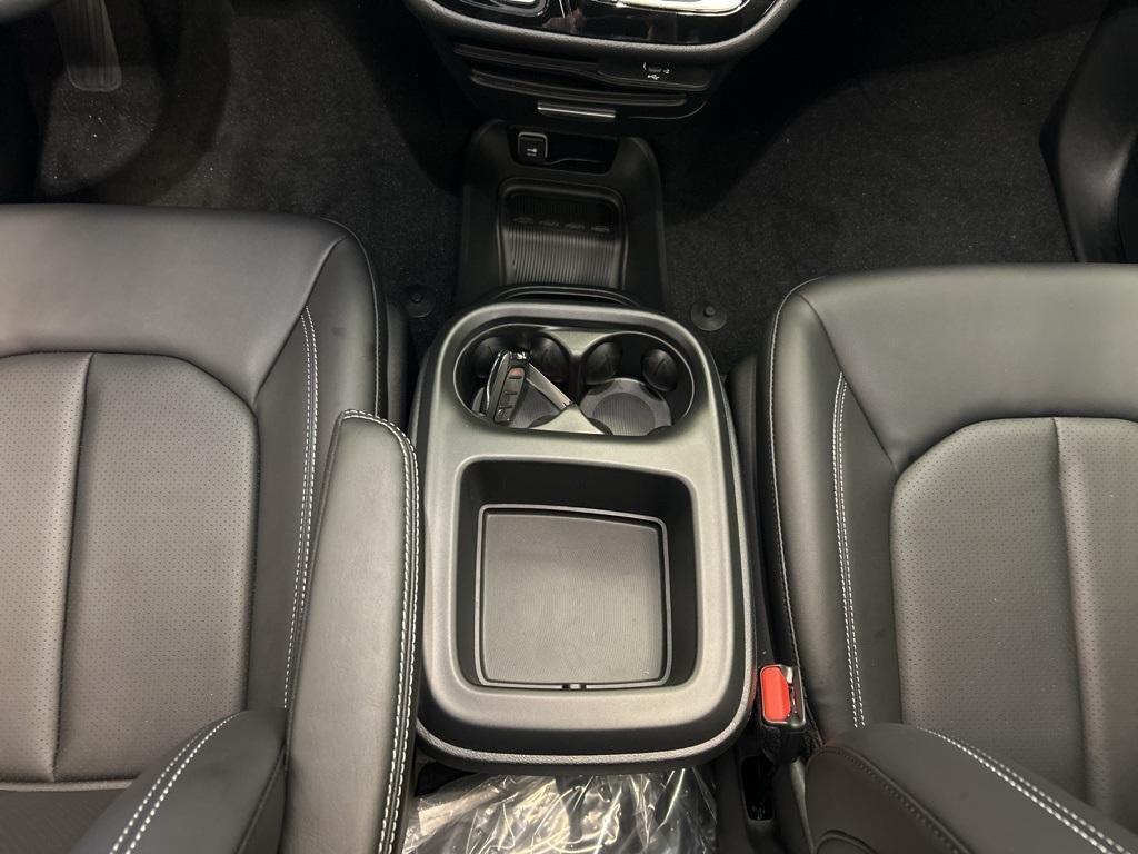 new 2026 Chrysler Pacifica car, priced at $44,816