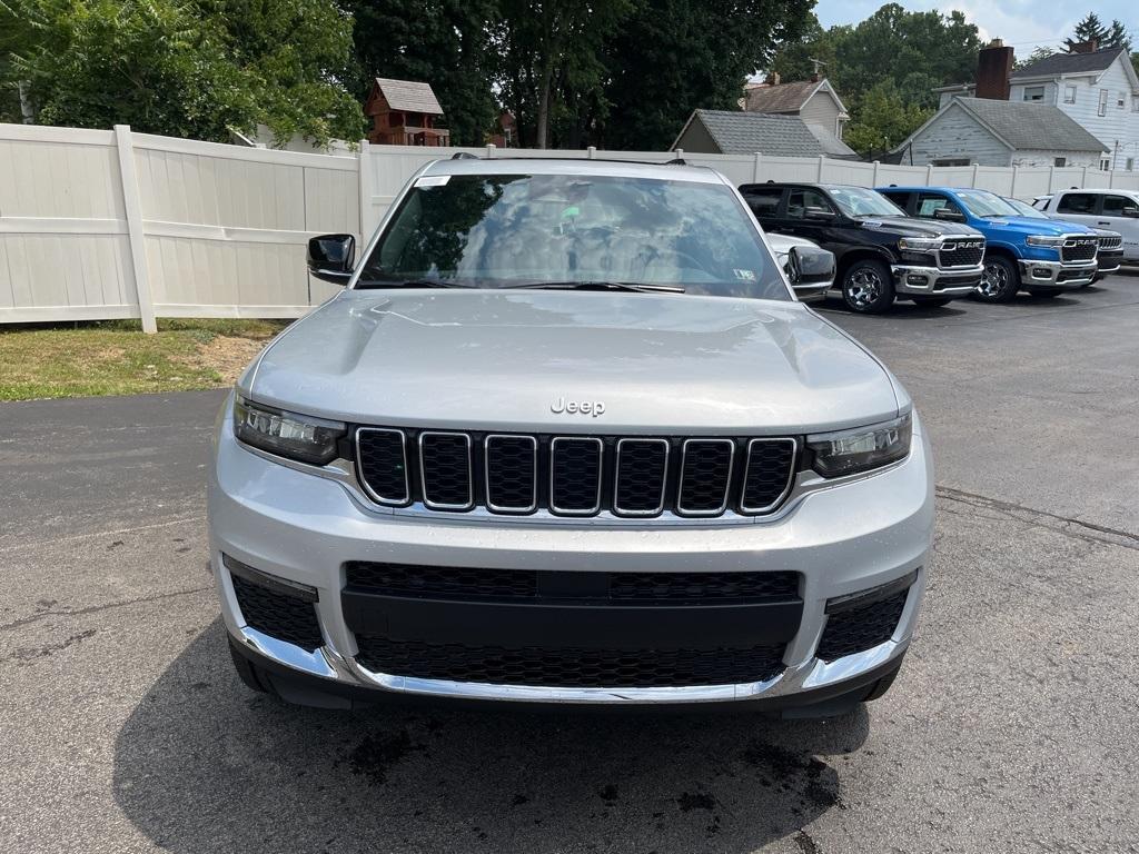 new 2024 Jeep Grand Cherokee L car, priced at $45,999