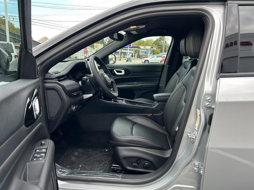 new 2026 Jeep Compass car, priced at $33,760
