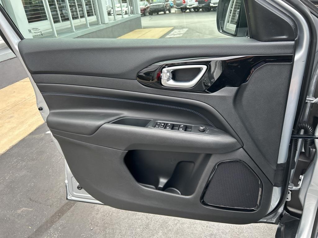 new 2026 Jeep Compass car, priced at $33,760