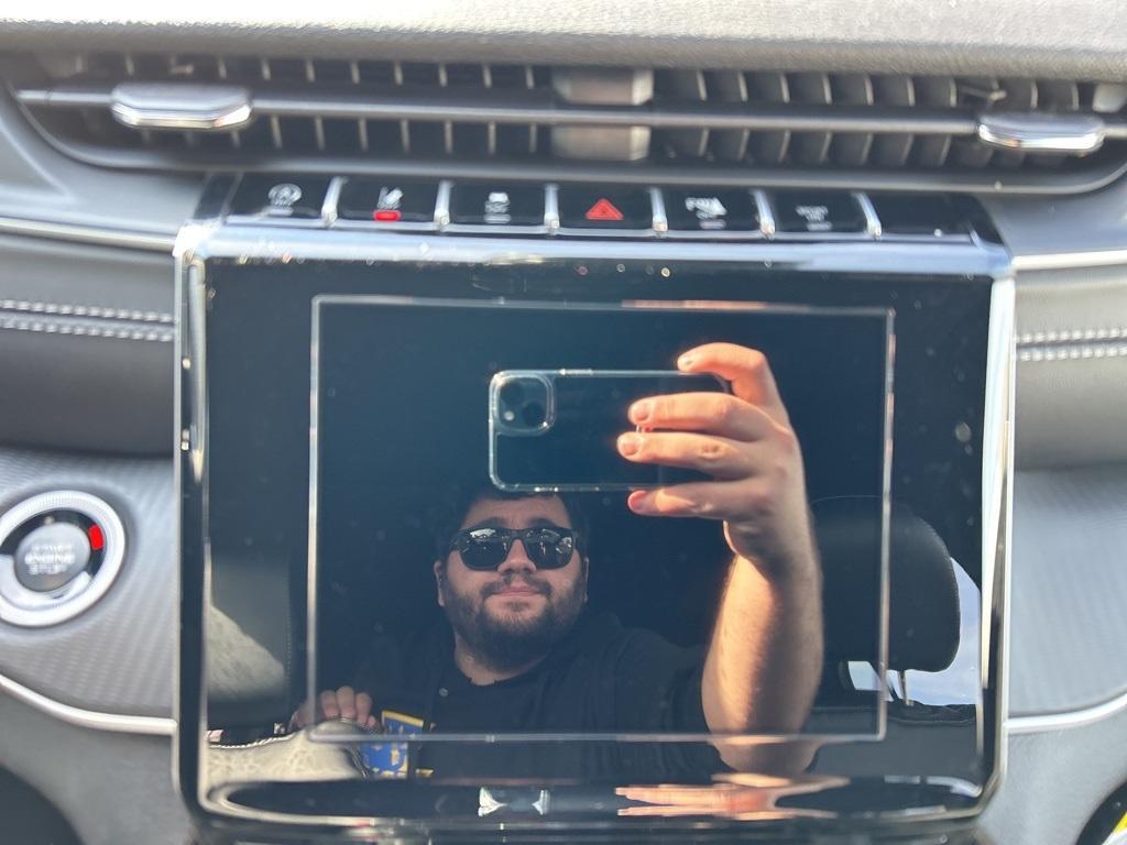 new 2025 Jeep Grand Cherokee car, priced at $45,711