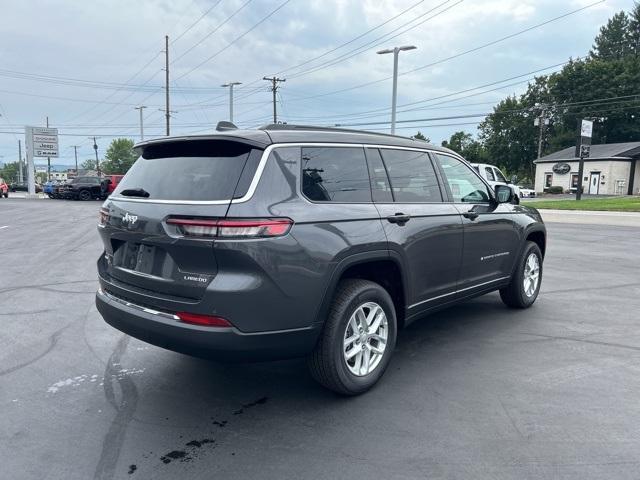 new 2024 Jeep Grand Cherokee L car, priced at $41,998