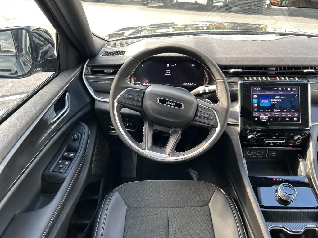 new 2025 Jeep Grand Cherokee car, priced at $39,711