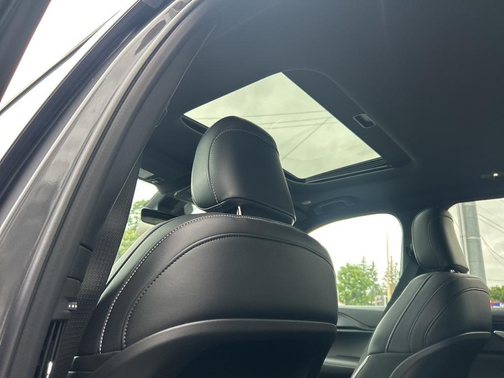 new 2025 Jeep Grand Cherokee L car, priced at $43,442