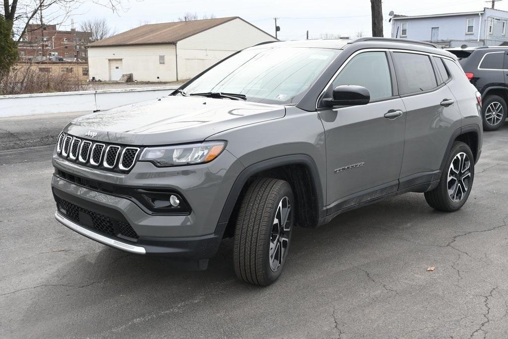 new 2024 Jeep Compass car, priced at $37,000