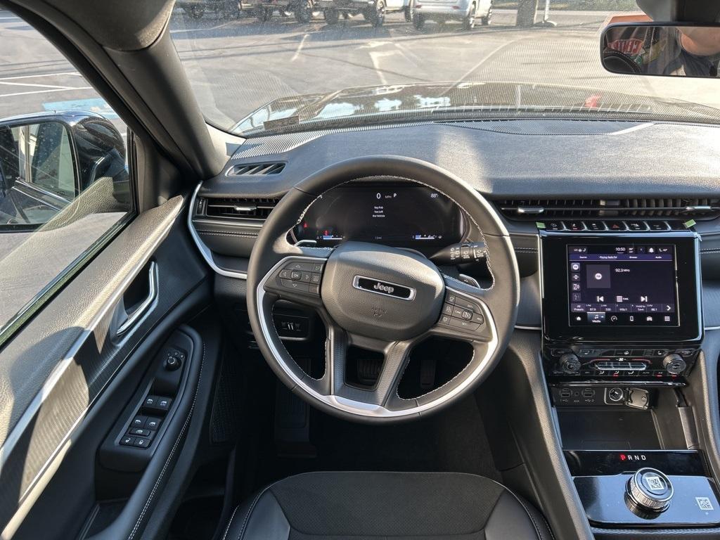 new 2025 Jeep Grand Cherokee L car, priced at $43,150