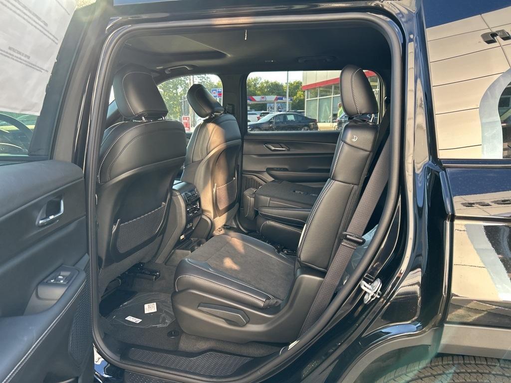 new 2025 Jeep Grand Cherokee L car, priced at $43,150