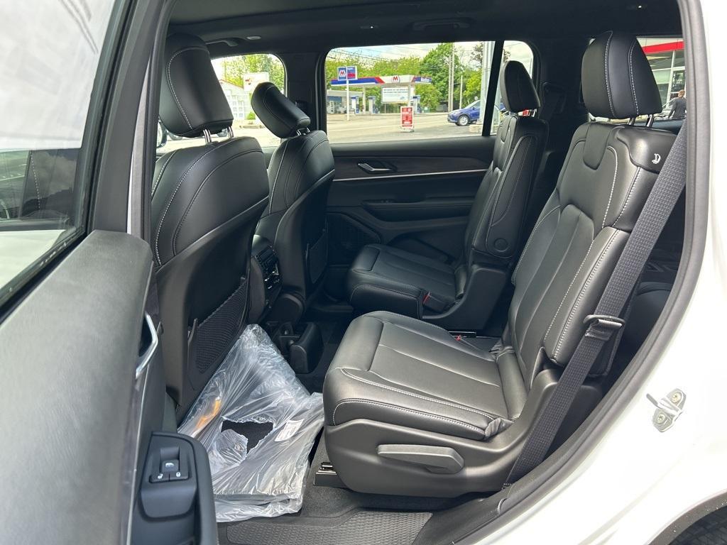 new 2025 Jeep Grand Cherokee L car, priced at $47,940