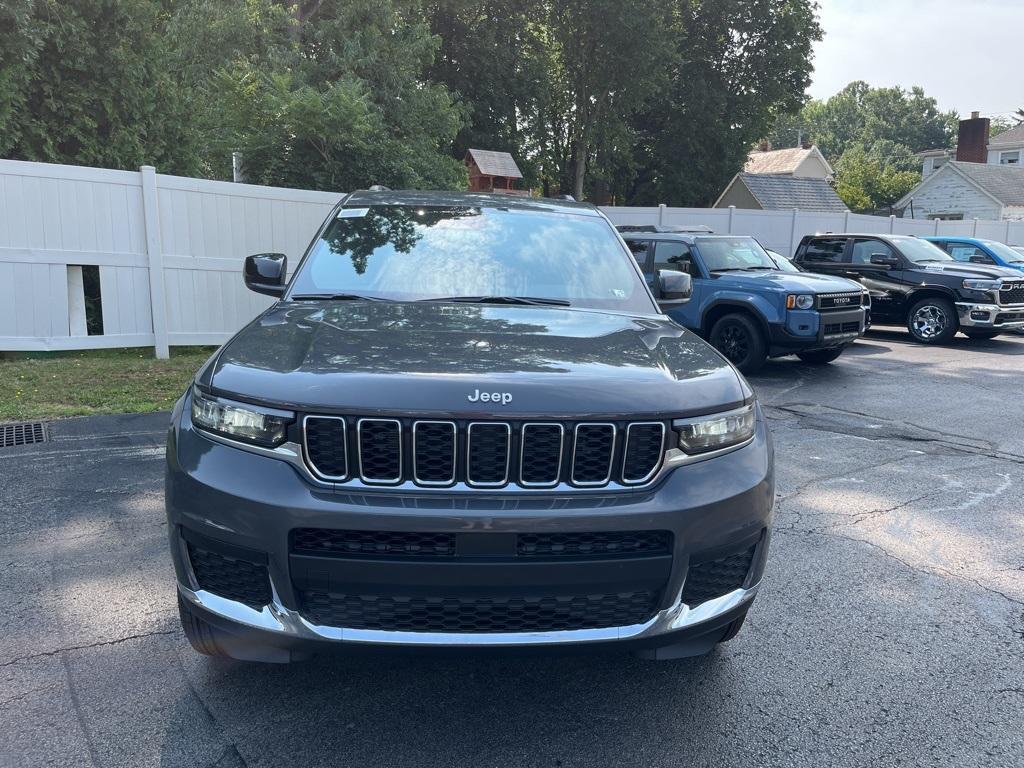 new 2024 Jeep Grand Cherokee L car, priced at $35,889