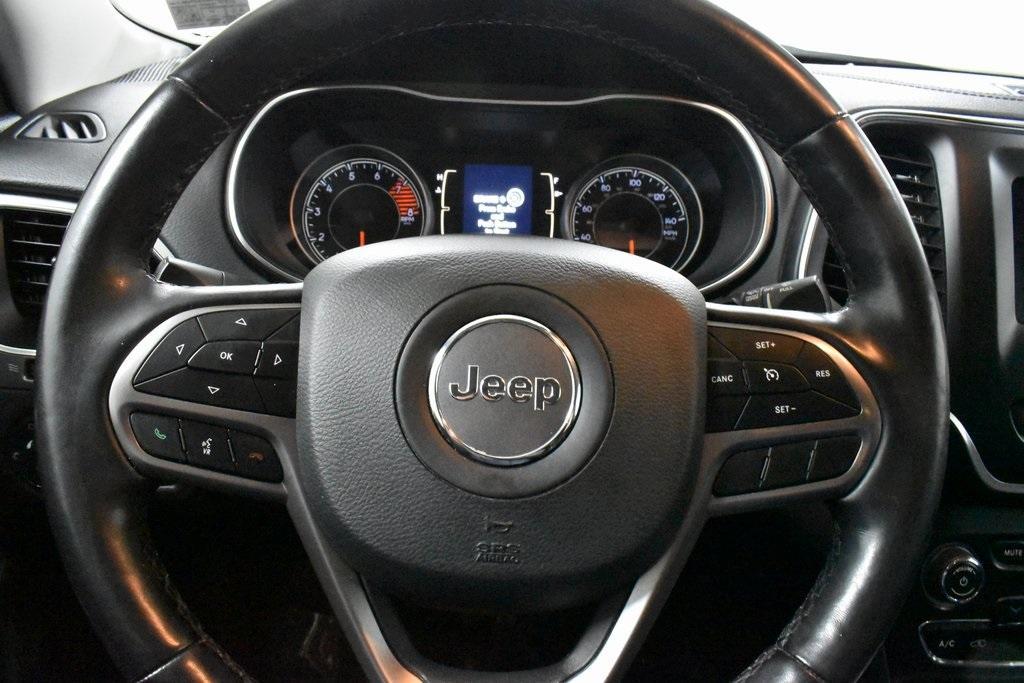 used 2020 Jeep Cherokee car, priced at $22,249