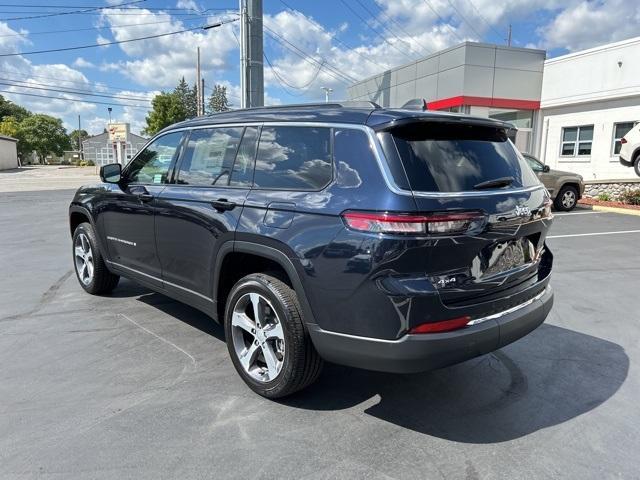 new 2024 Jeep Grand Cherokee L car, priced at $45,999