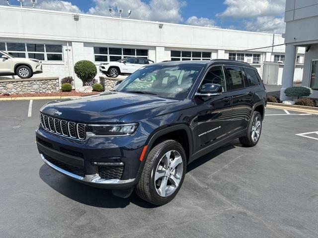 new 2024 Jeep Grand Cherokee L car, priced at $45,999