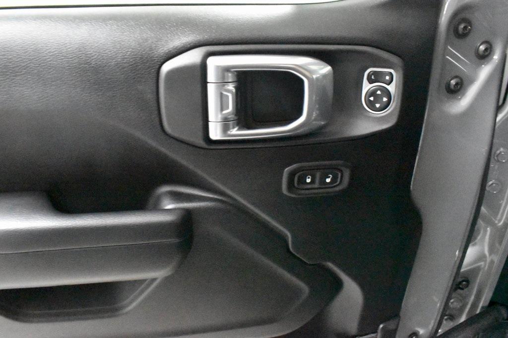 used 2021 Jeep Wrangler car, priced at $30,998