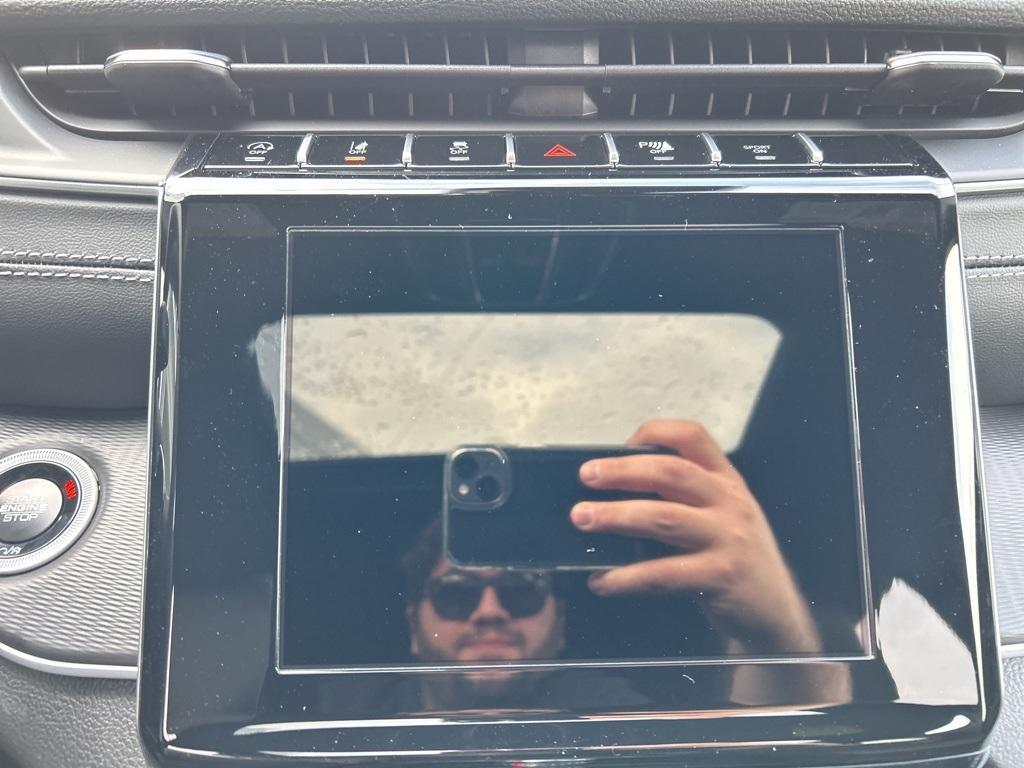 new 2025 Jeep Grand Cherokee car, priced at $40,414