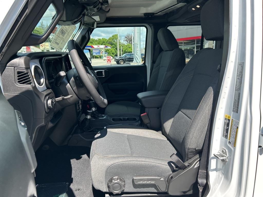 new 2025 Jeep Wrangler car, priced at $41,823