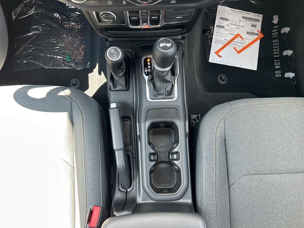 new 2025 Jeep Wrangler car, priced at $41,823