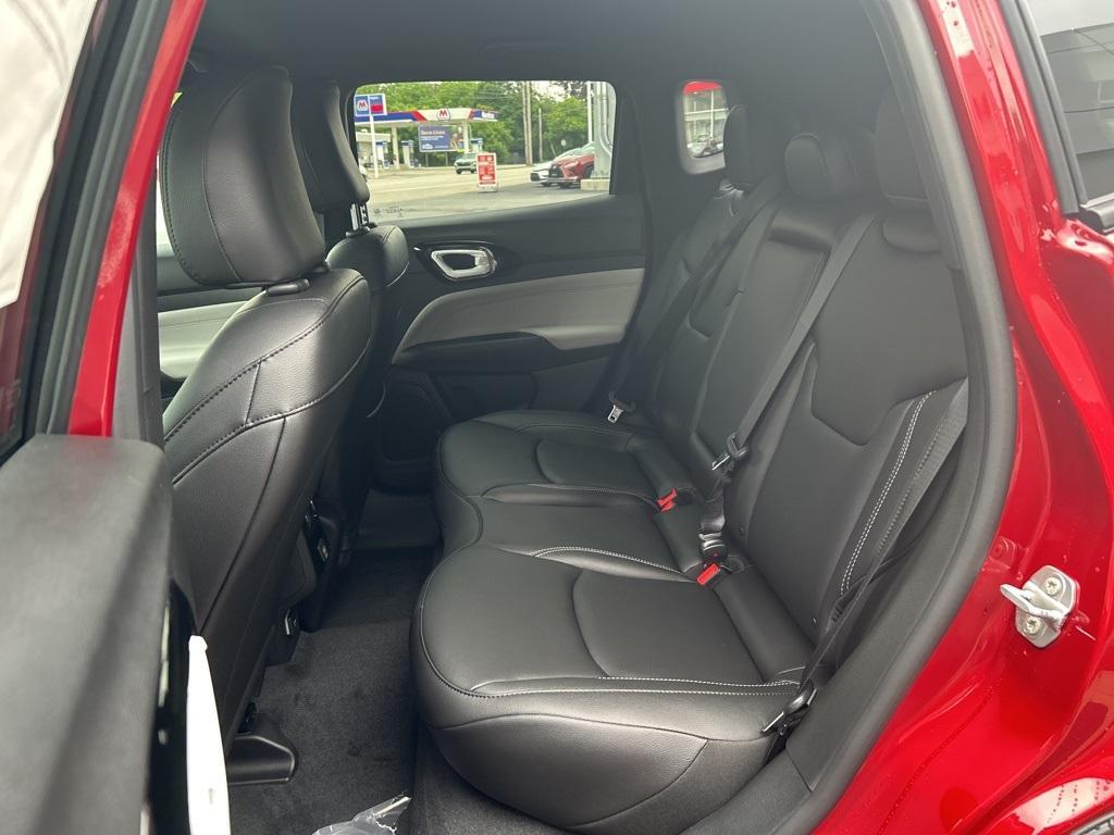 new 2025 Jeep Compass car, priced at $31,207