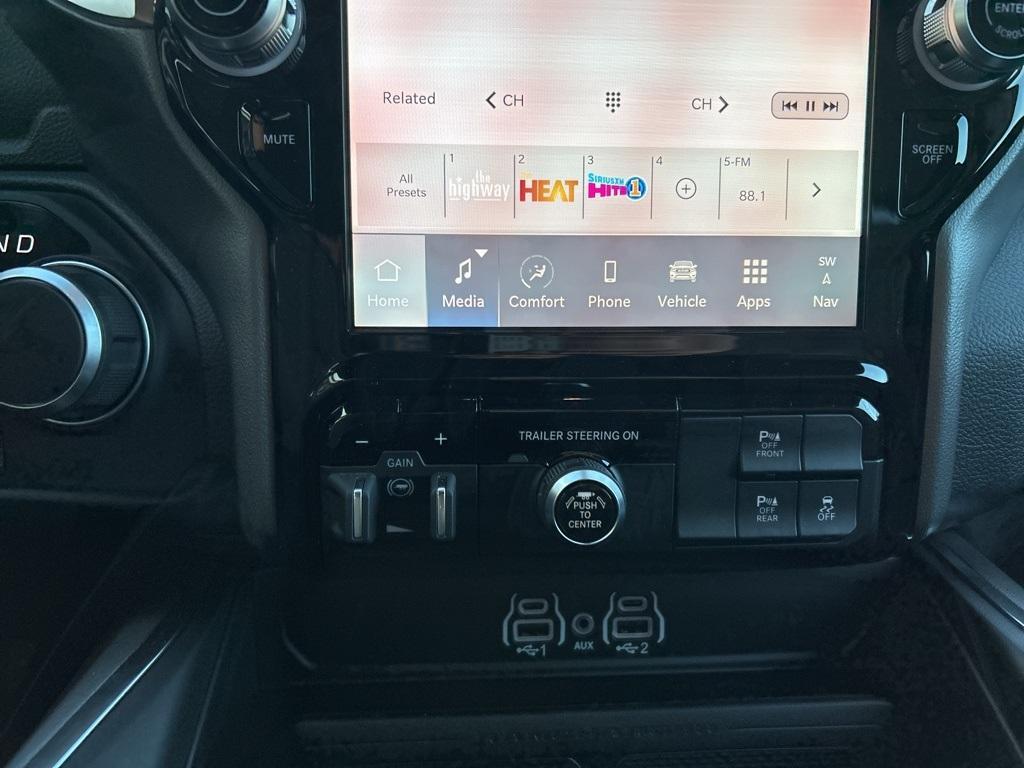 new 2025 Ram 1500 car, priced at $57,381