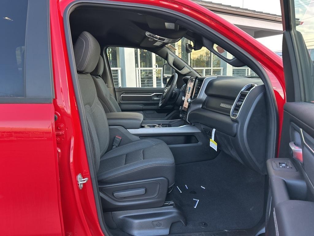 new 2025 Ram 1500 car, priced at $57,381