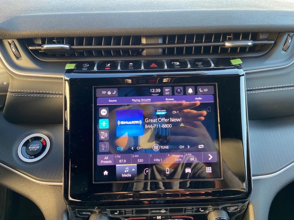 new 2025 Jeep Grand Cherokee L car, priced at $42,615