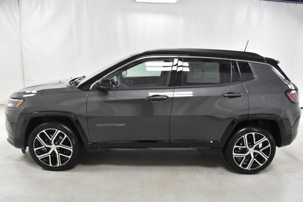 new 2024 Jeep Compass car, priced at $28,990