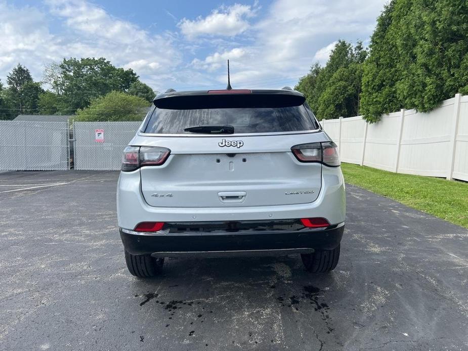 new 2024 Jeep Compass car, priced at $37,622