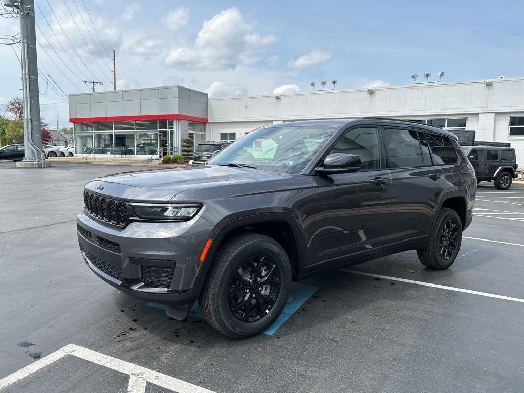 new 2025 Jeep Grand Cherokee L car, priced at $41,369