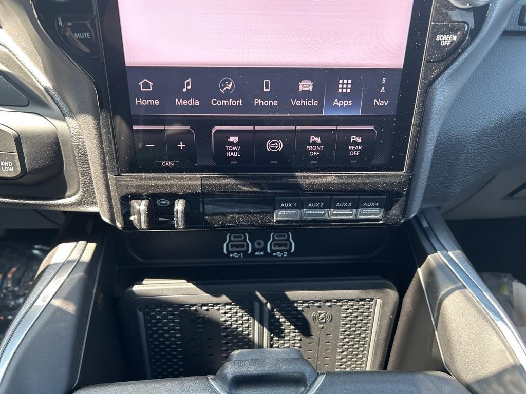 new 2025 Ram 2500 car, priced at $81,757