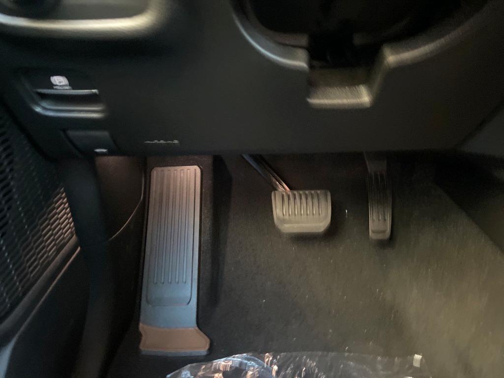 new 2025 Jeep Grand Cherokee L car, priced at $41,670