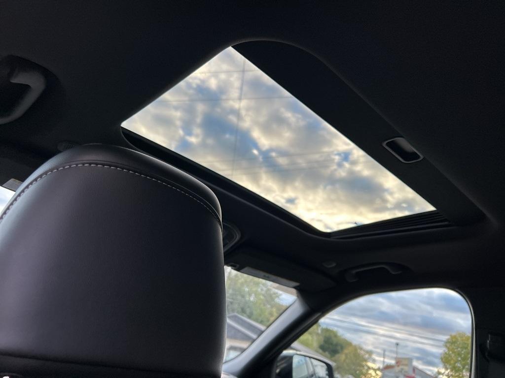 new 2025 Jeep Grand Cherokee car, priced at $41,441