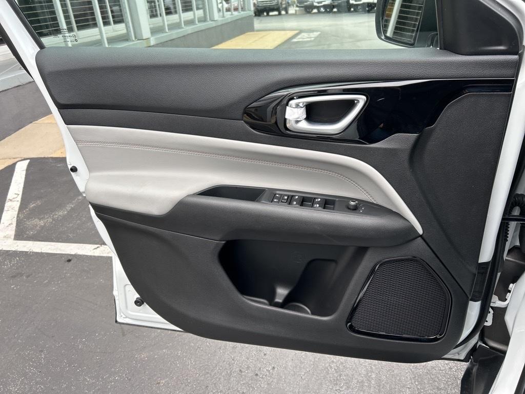 new 2026 Jeep Compass car, priced at $31,376