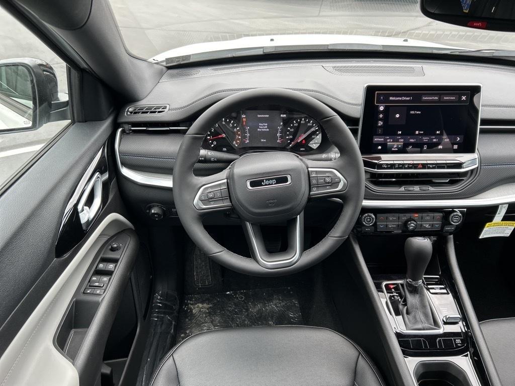 new 2026 Jeep Compass car, priced at $31,376