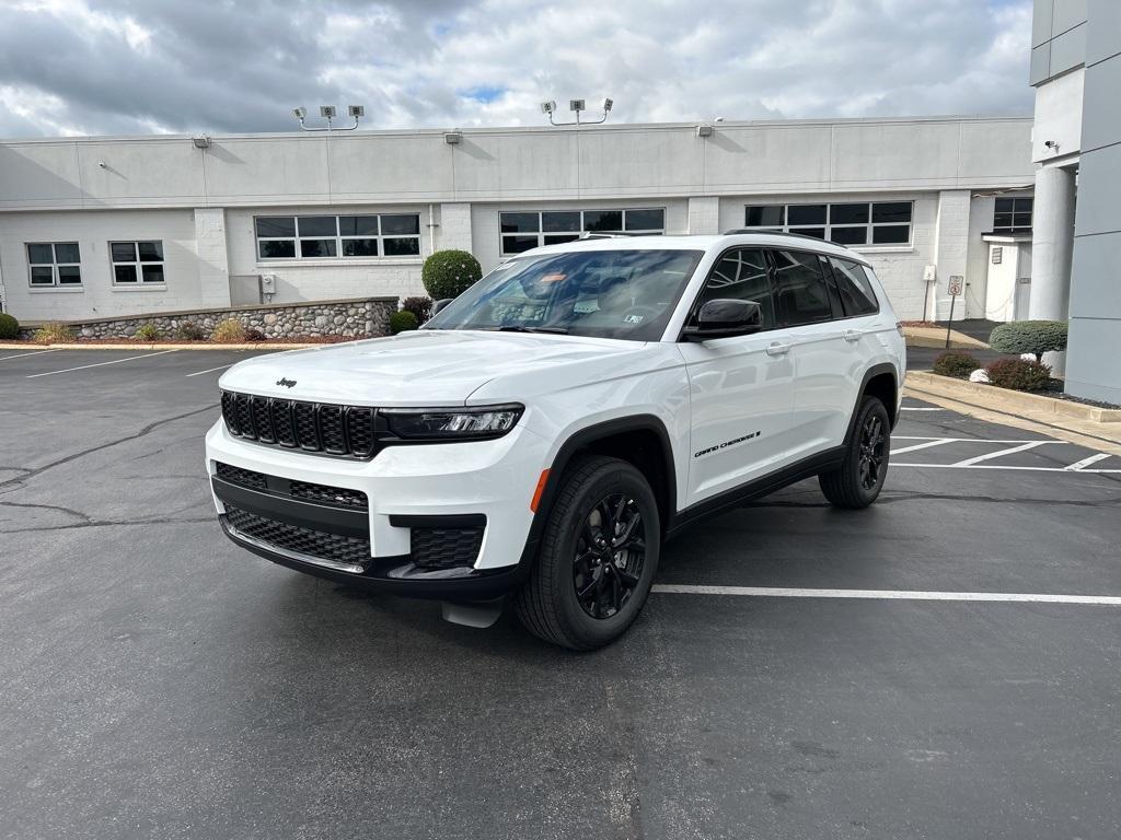 new 2025 Jeep Grand Cherokee L car, priced at $38,510