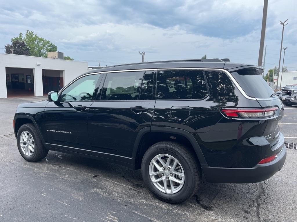 new 2024 Jeep Grand Cherokee L car, priced at $35,889