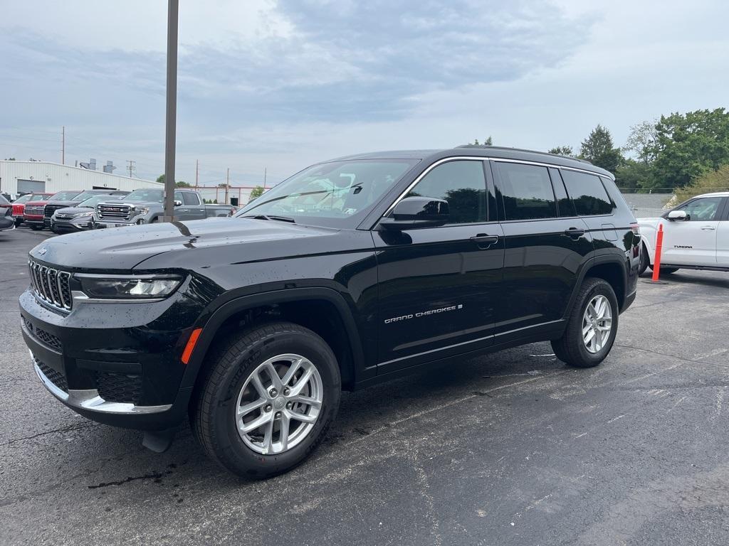 new 2024 Jeep Grand Cherokee L car, priced at $35,889