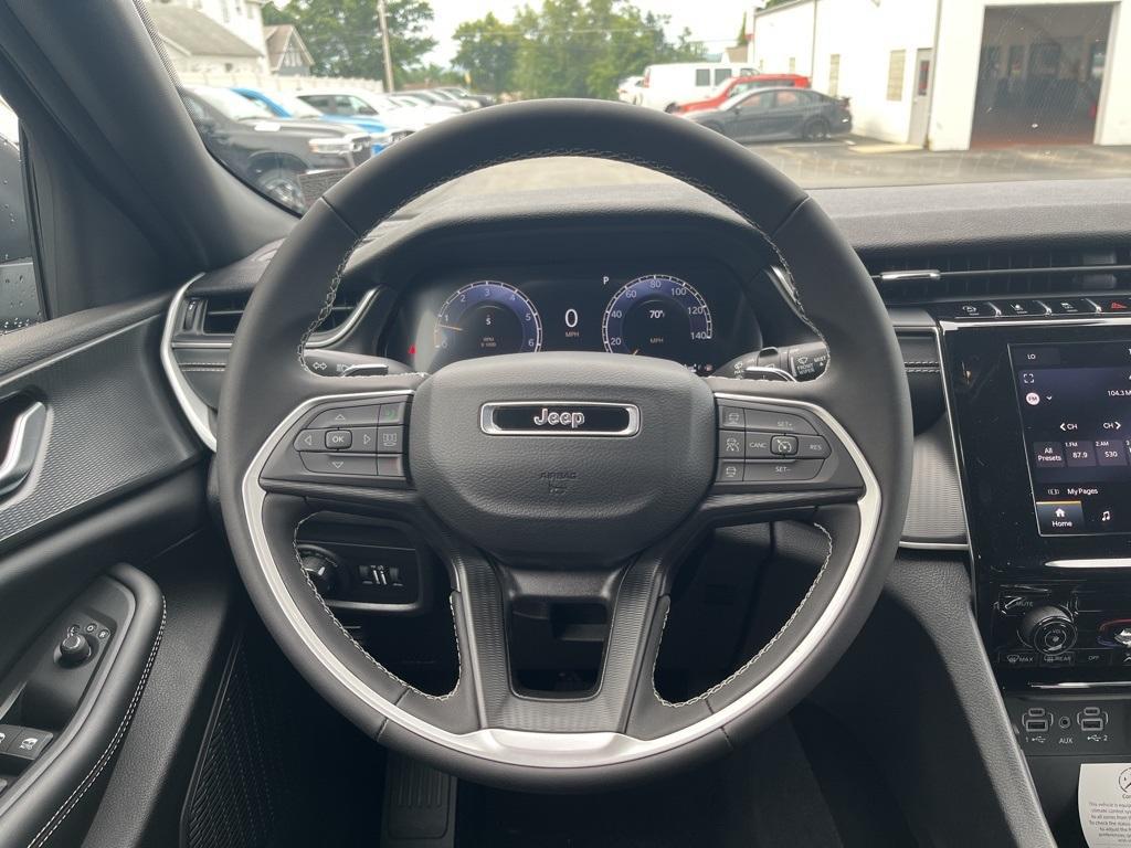 new 2024 Jeep Grand Cherokee L car, priced at $35,889