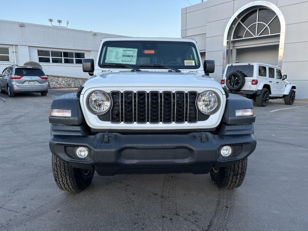 new 2025 Jeep Wrangler car, priced at $45,027