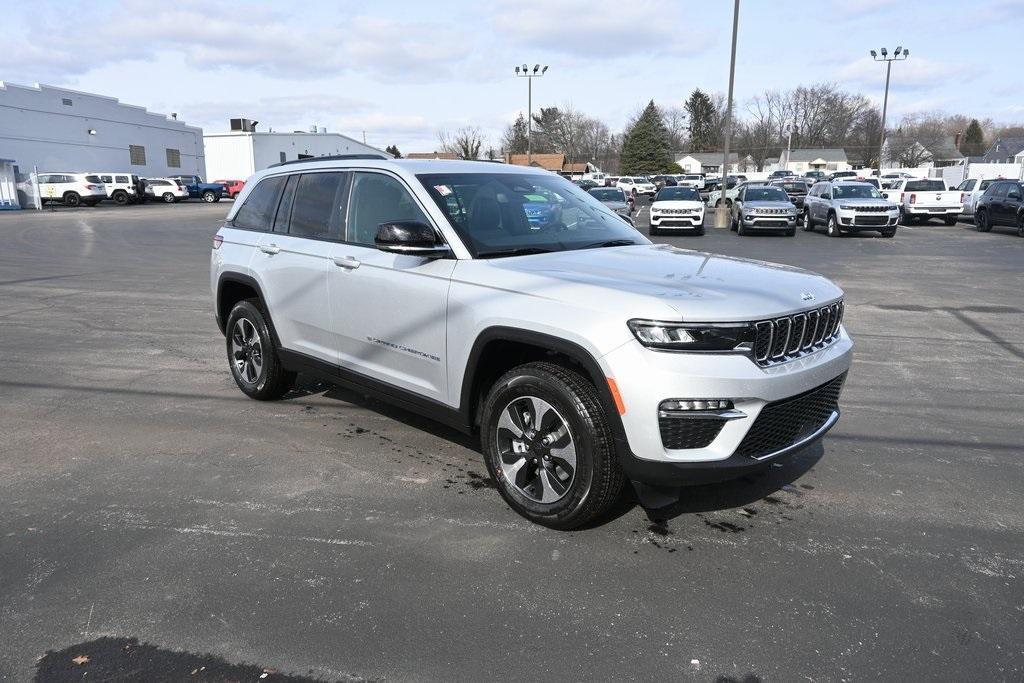 new 2024 Jeep Grand Cherokee 4xe car, priced at $62,151