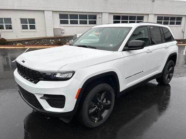 new 2025 Jeep Grand Cherokee car, priced at $46,331