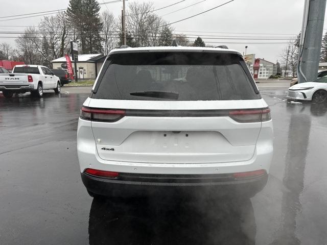 new 2025 Jeep Grand Cherokee car, priced at $46,331