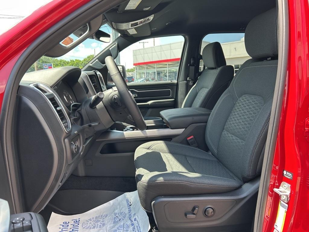 new 2025 Ram 1500 car, priced at $52,060