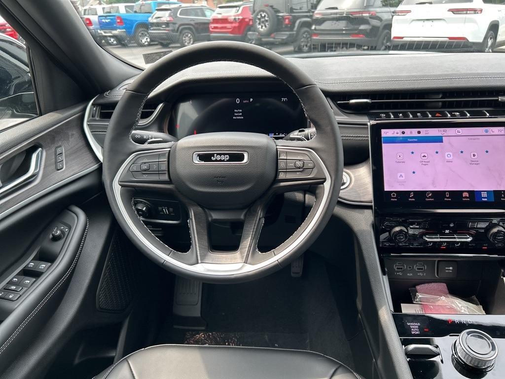 new 2025 Jeep Grand Cherokee L car, priced at $53,421