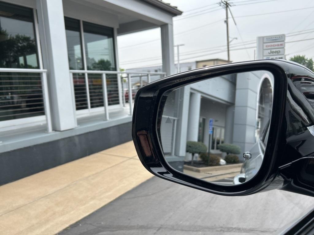 new 2025 Jeep Grand Cherokee L car, priced at $53,421