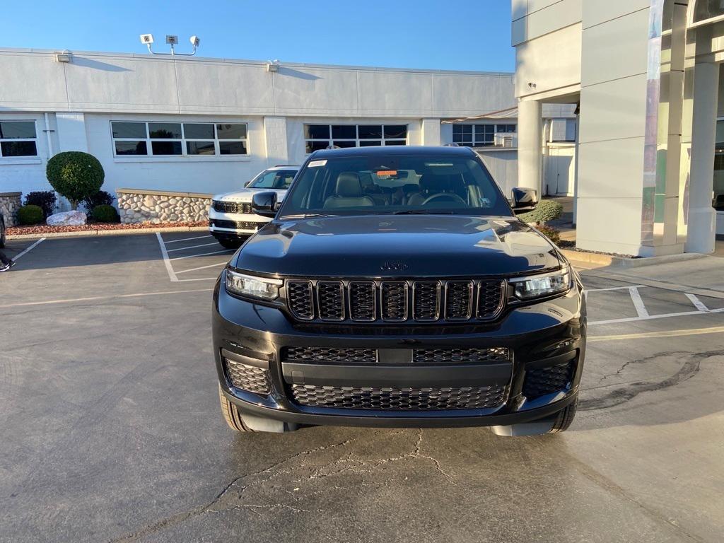 new 2025 Jeep Grand Cherokee L car, priced at $41,670
