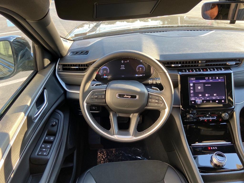 new 2025 Jeep Grand Cherokee L car, priced at $41,670