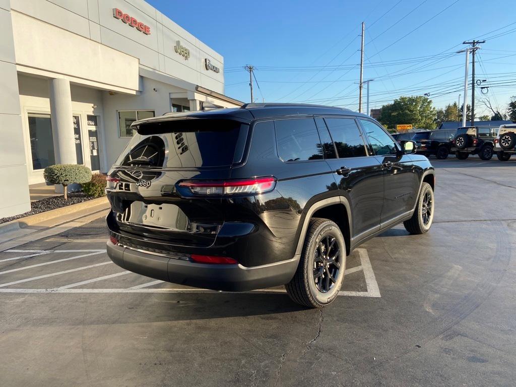 new 2025 Jeep Grand Cherokee L car, priced at $41,670