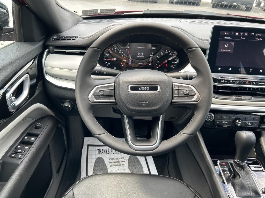 new 2025 Jeep Compass car, priced at $28,607