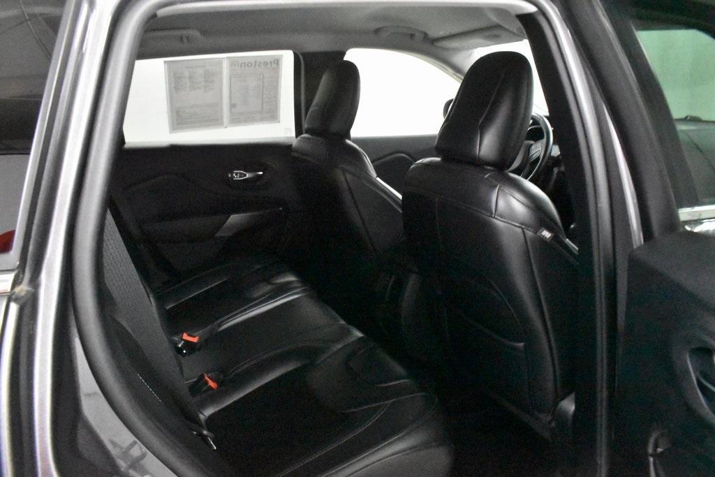 used 2019 Jeep Cherokee car, priced at $14,498