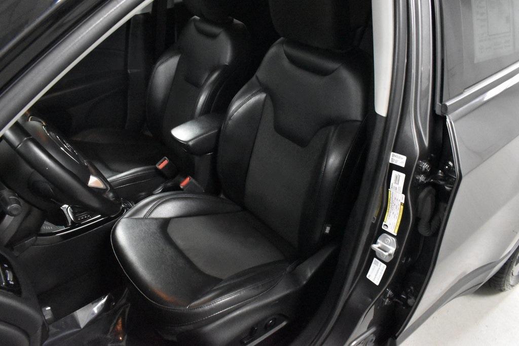 used 2019 Jeep Compass car, priced at $16,498