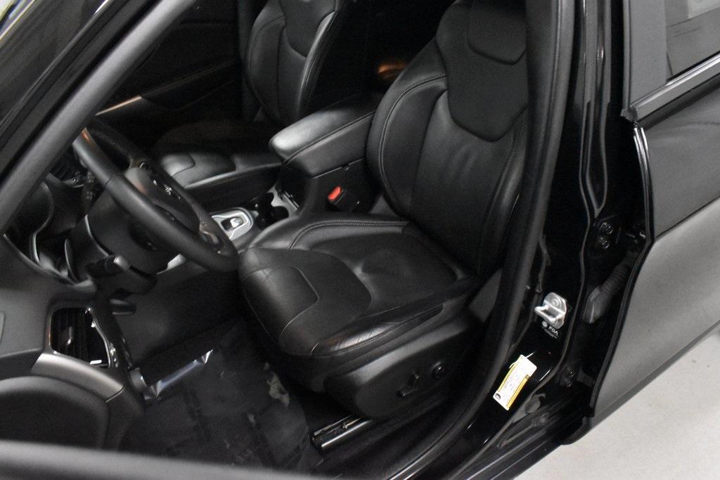 used 2021 Jeep Cherokee car, priced at $23,498